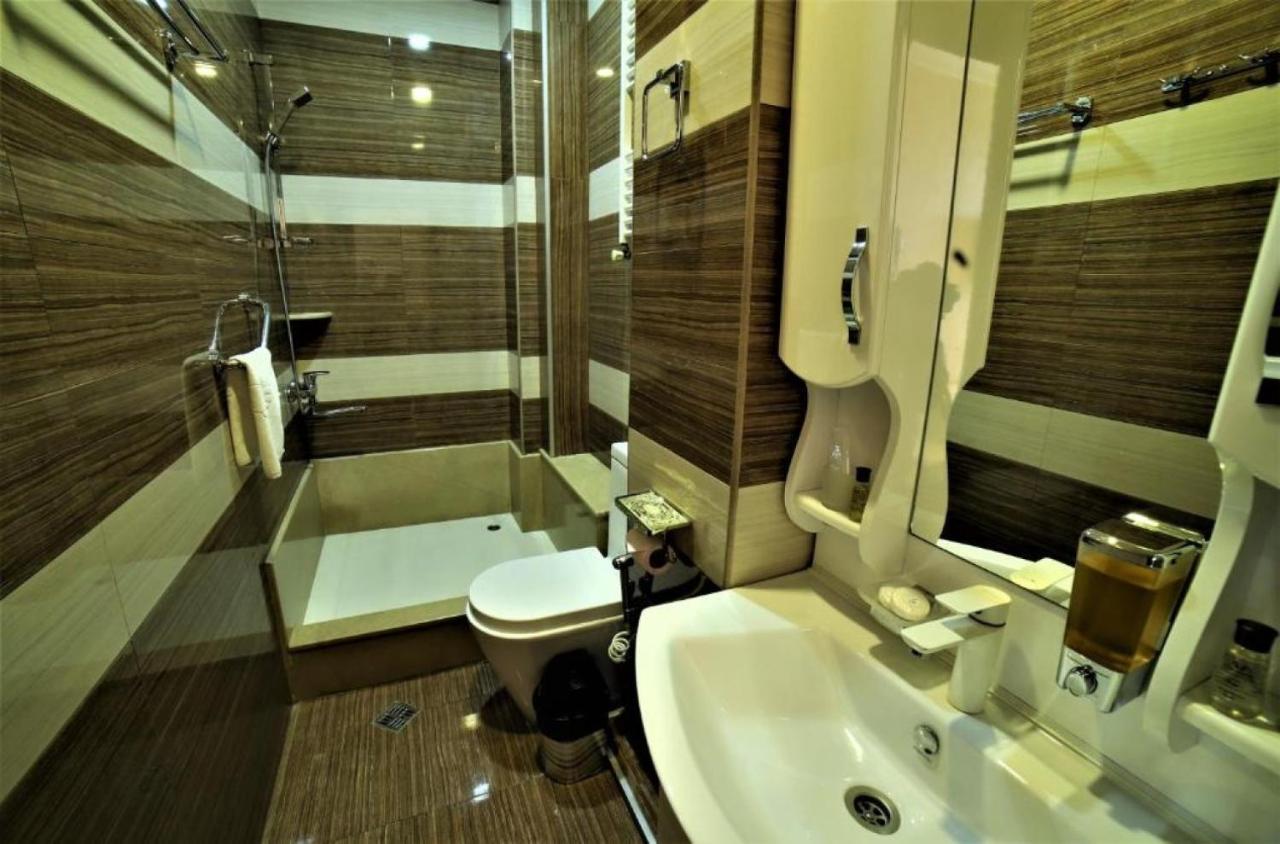 Agava Tbilisi Hotel Luaran gambar